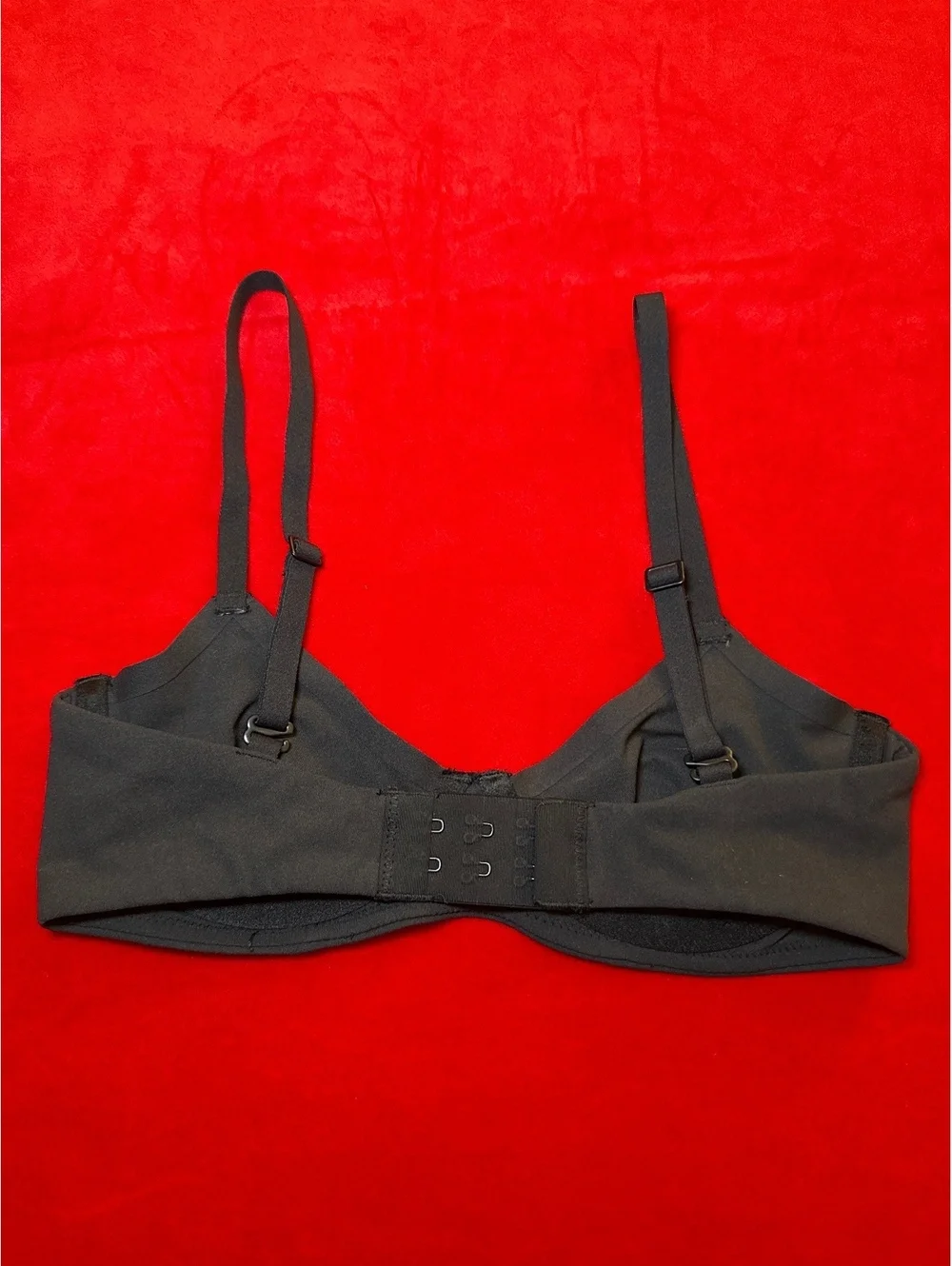 NWOT Skims Fits Everybody Unlined Demi Bra Color ONYX Size 32A